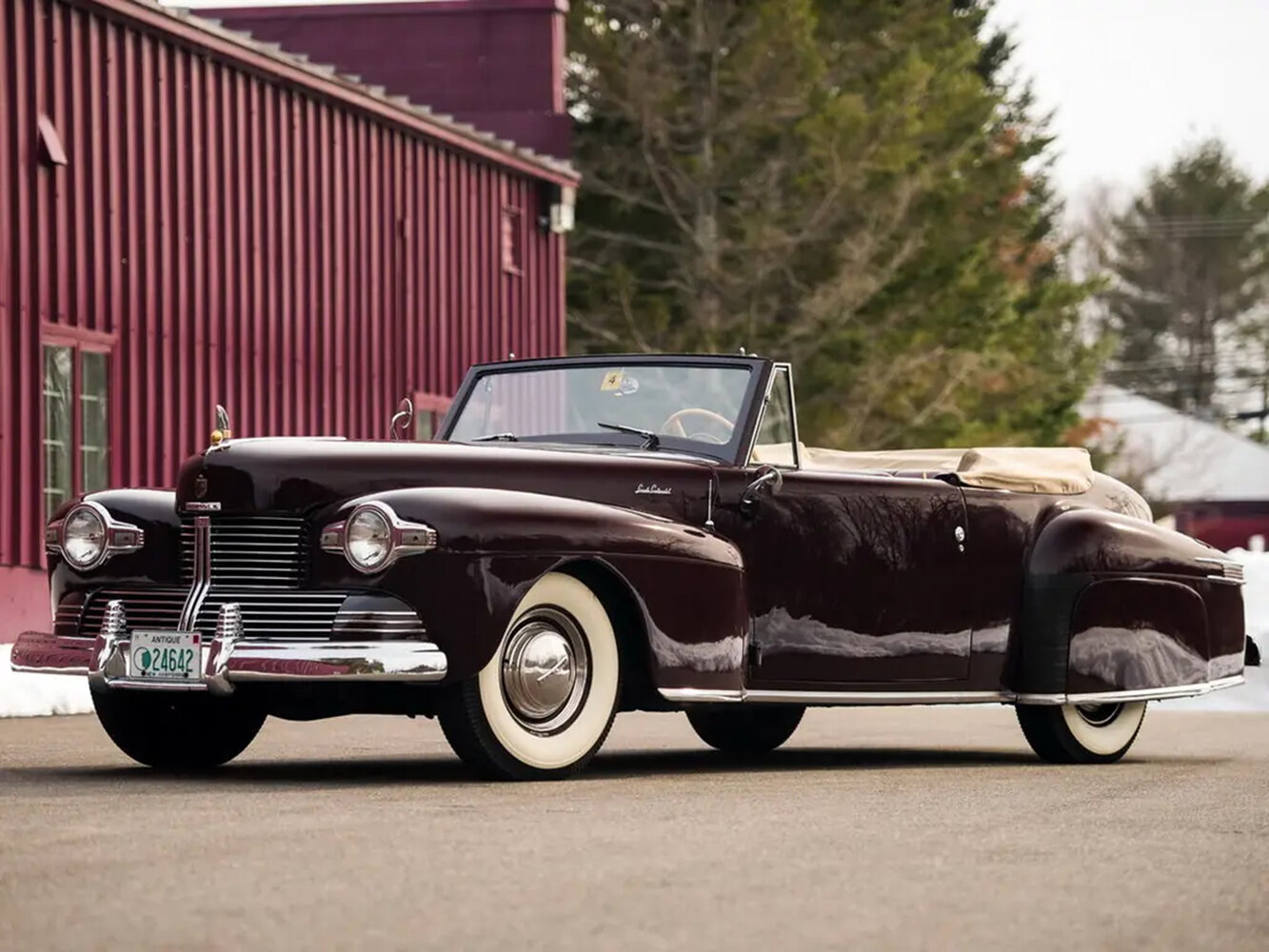 Lincoln Continental I Рестайлинг, вид сбоку