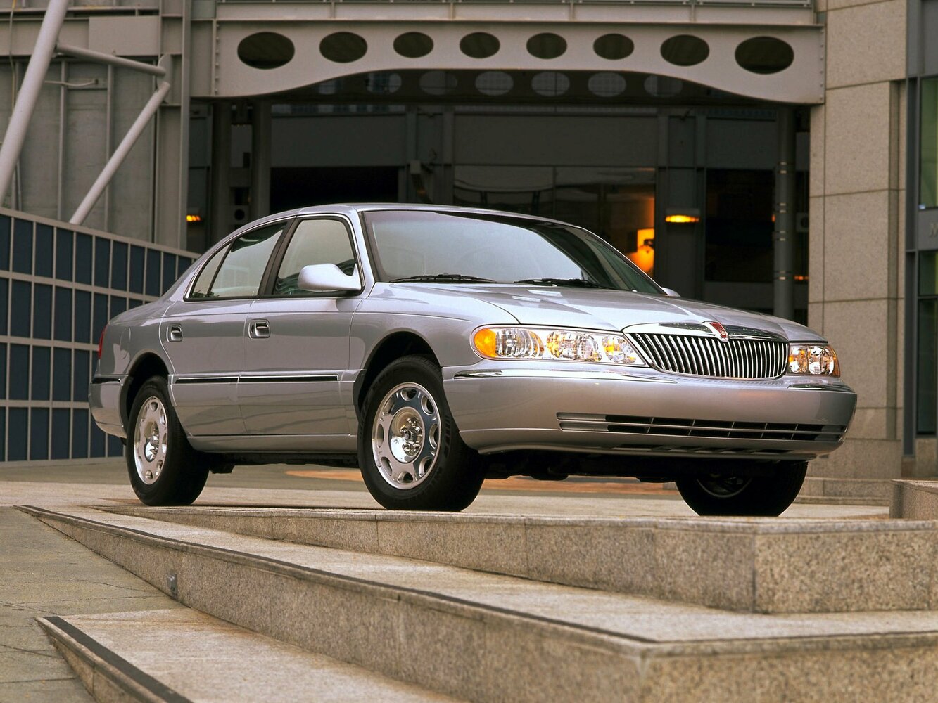 Lincoln Continental IX