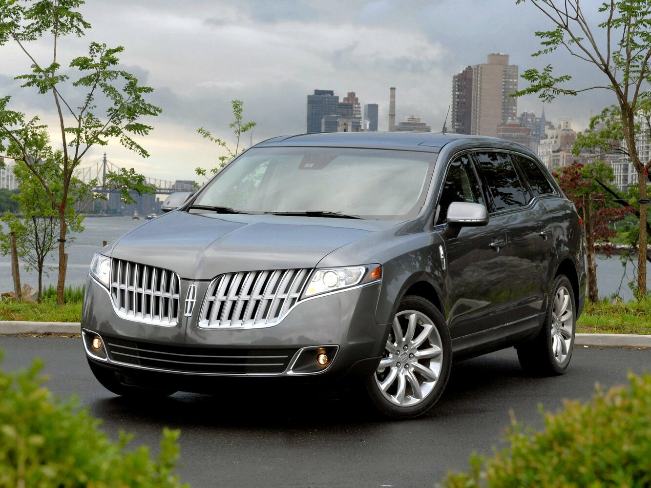 Lincoln MKT I