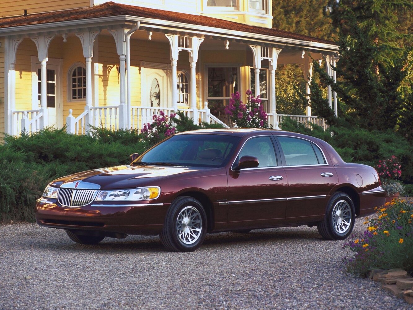 Lincoln Town Car III