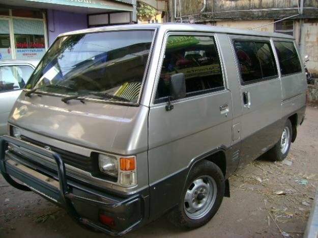 Mahindra Voyager