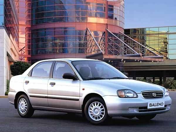 Maruti Baleno, вид сбоку
