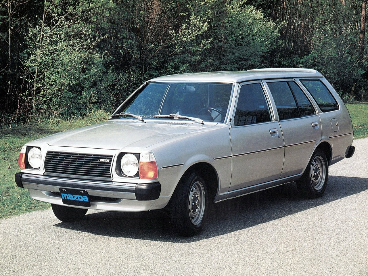 Mazda 323 I (FA)