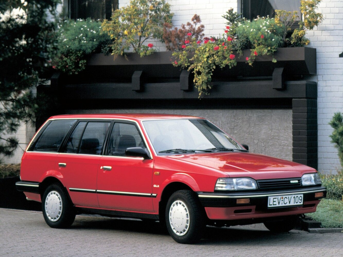 Mazda 323 III (BF)