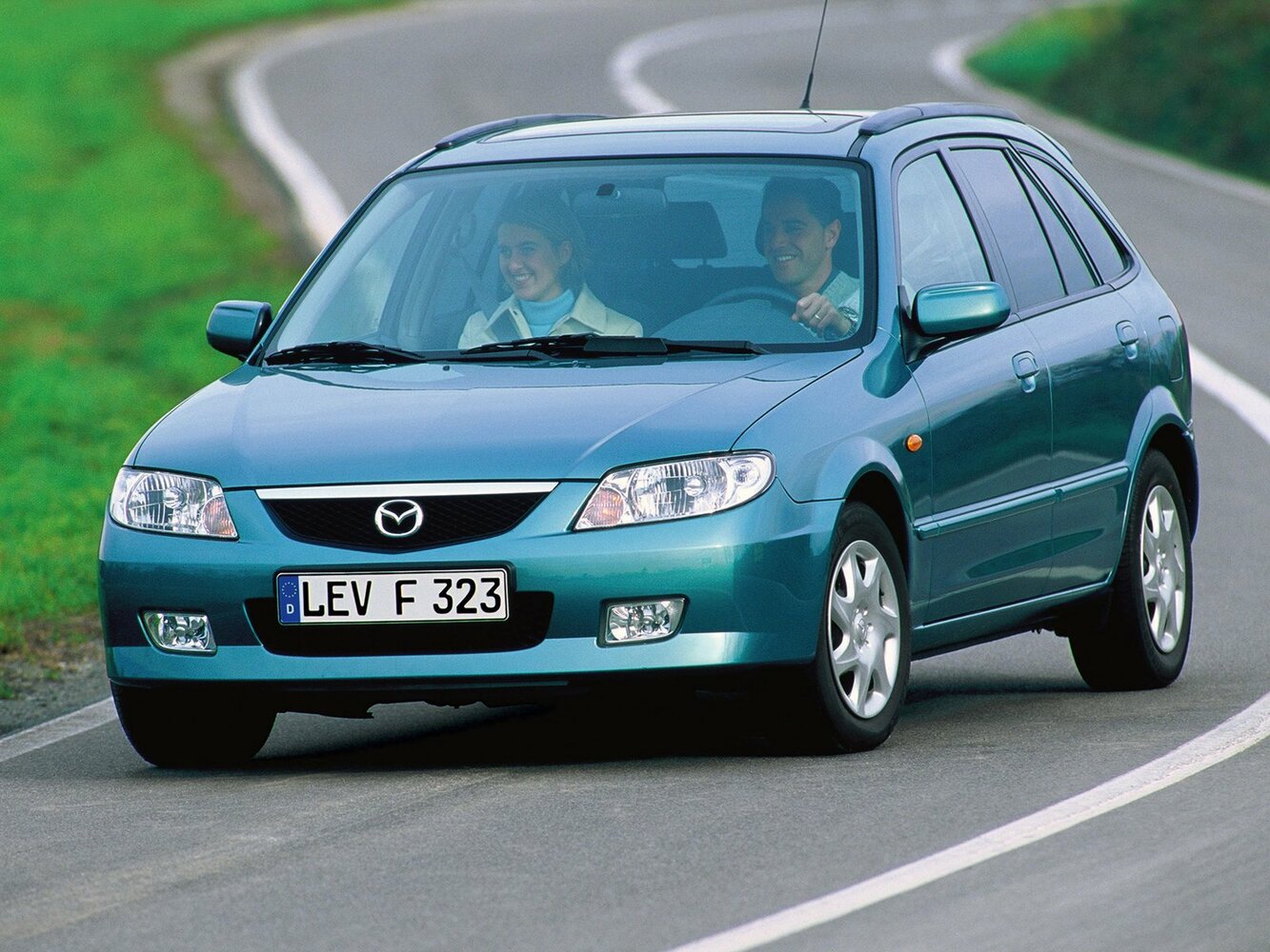 Mazda 323