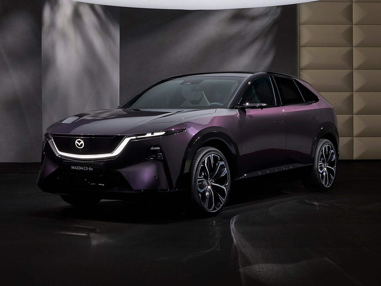 Mazda CX-6e