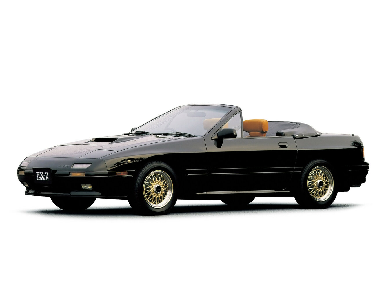 Mazda Savanna RX-7 II (FC) Рестайлинг, вид сбоку