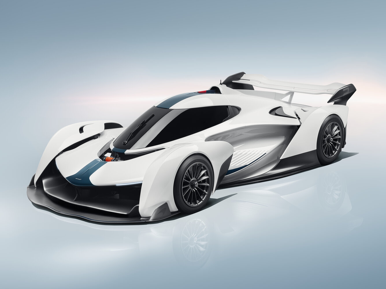 McLaren Solus GT