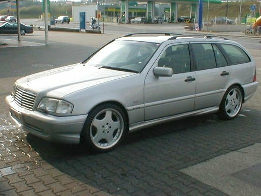 Mercedes-Benz C-Класс AMG I (W202) Рестайлинг, вид сбоку