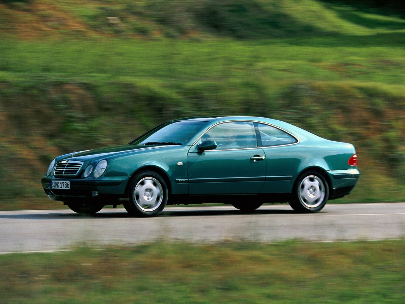 Mercedes-Benz CLK-Класс I (W208), Купе: фото поколения