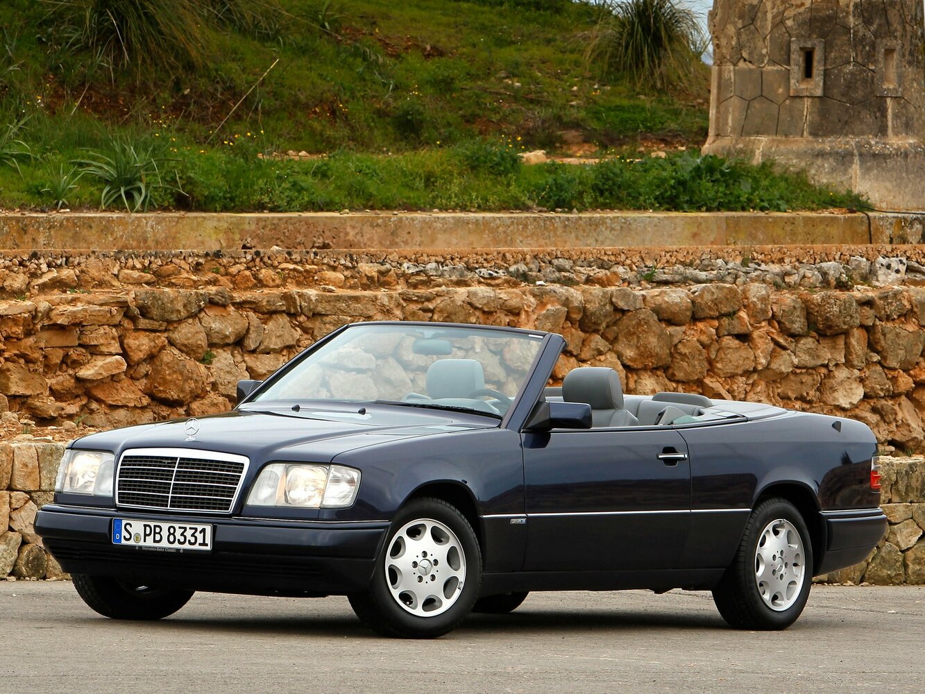 Mercedes-Benz E-Класс AMG I (W124), Кабриолет: фото поколения
