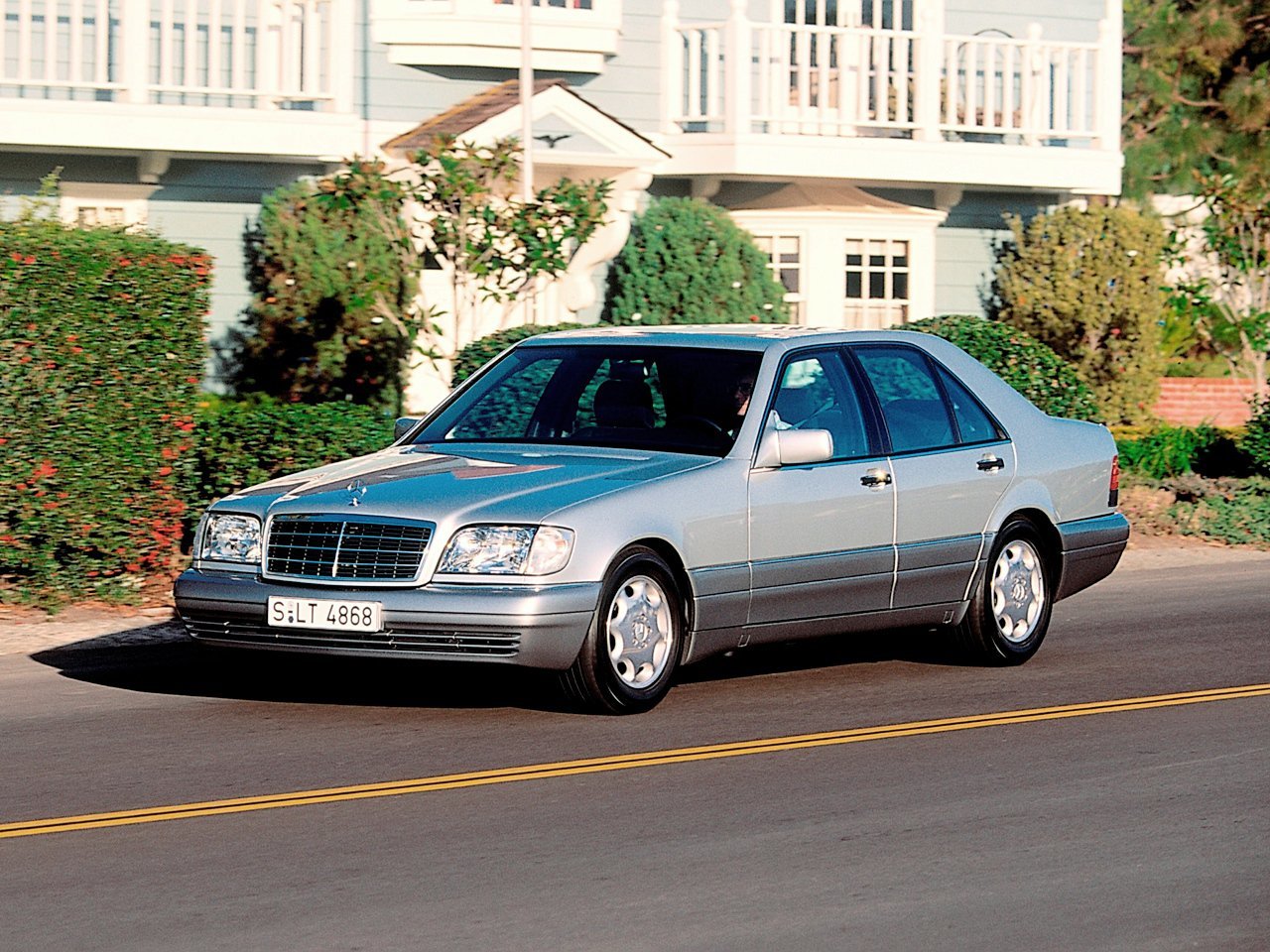 Mercedes-Benz S-Класс III (W140)