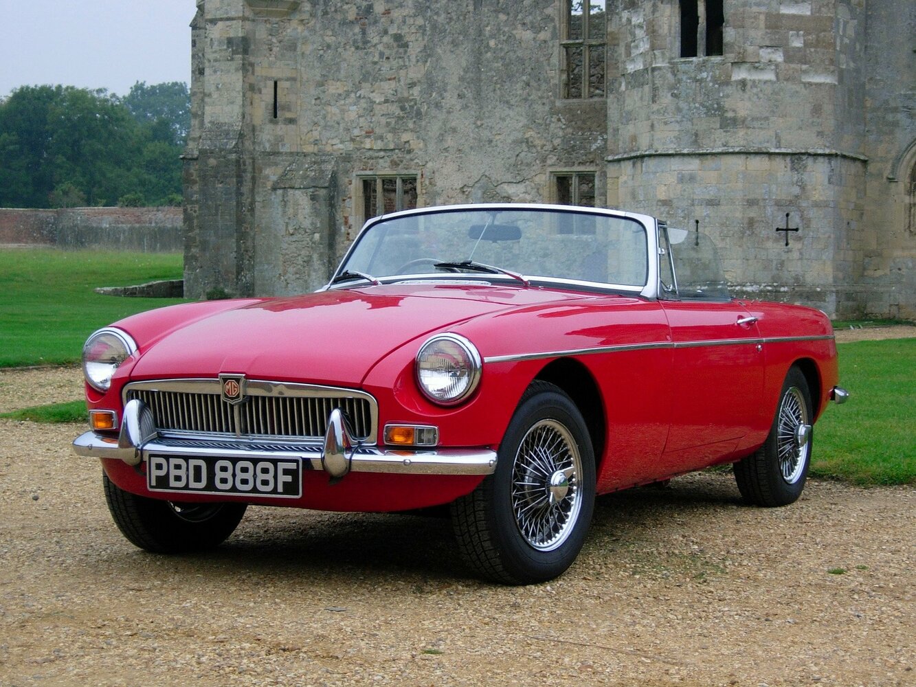 MG MGB, вид сбоку