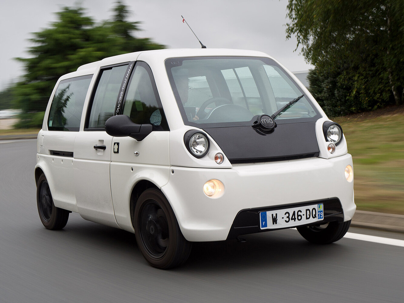 Mia Electric, Компактвэн L: фото поколения