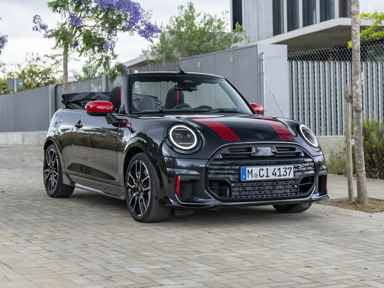 Mini Cabrio IV, вид сбоку
