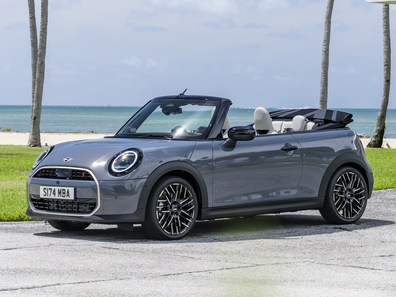 Mini Cabrio