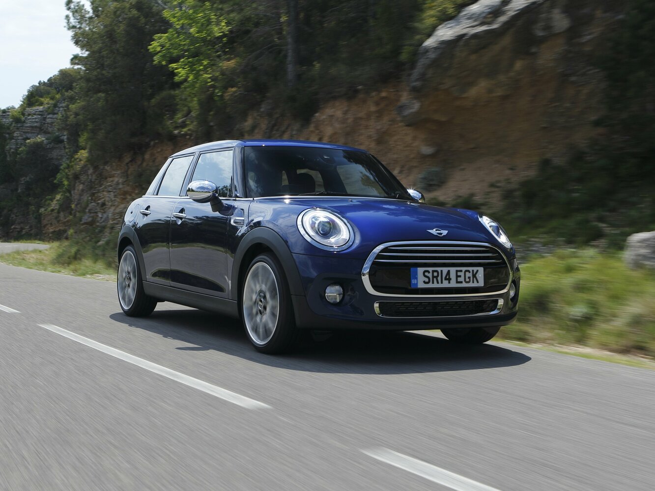 Mini Hatch III (F55/F56), Хэтчбек 5 дв.: фото поколения