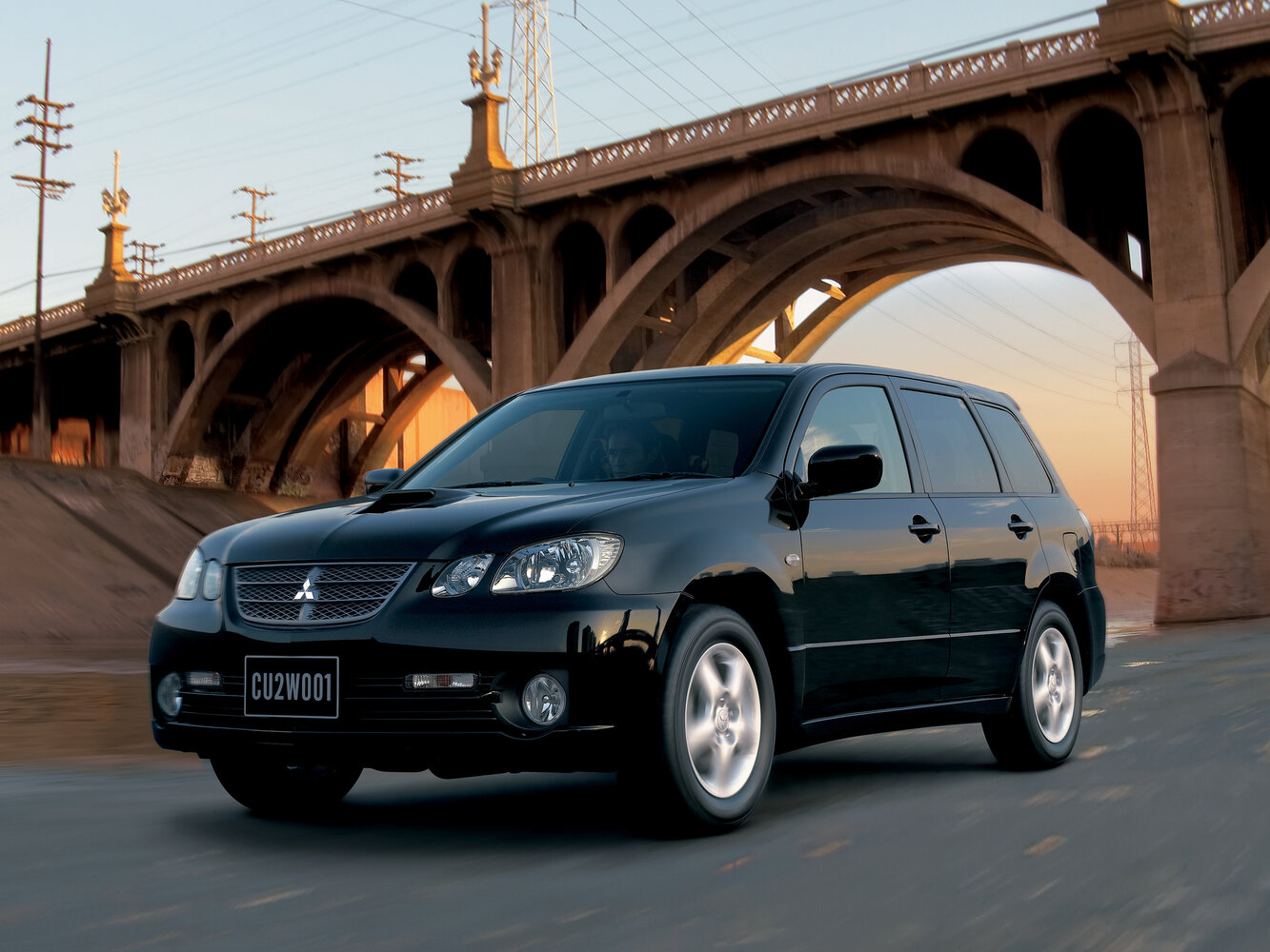 Mitsubishi Airtrek I Рестайлинг