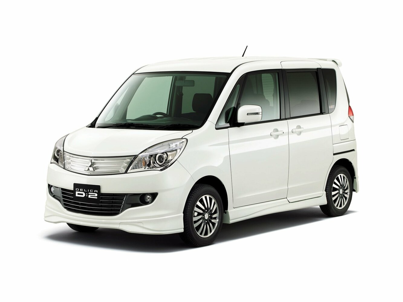 Mitsubishi Delica D:2 I