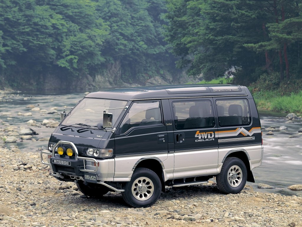 Mitsubishi Delica III
