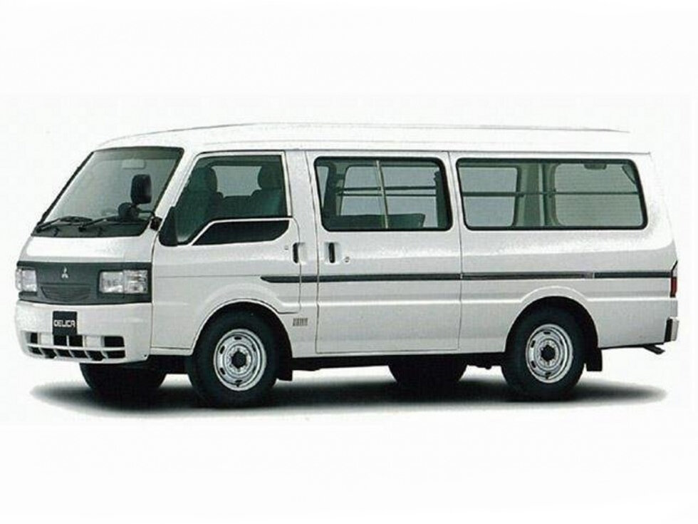 Mitsubishi Delica IV, Минивэн Cargo: фото поколения