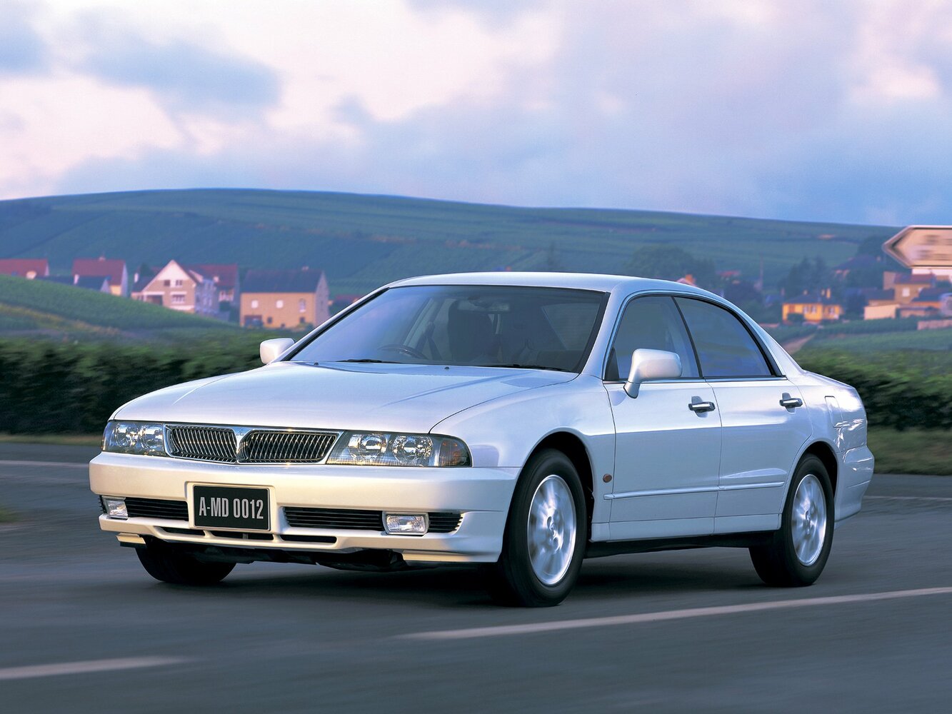 Mitsubishi Diamante