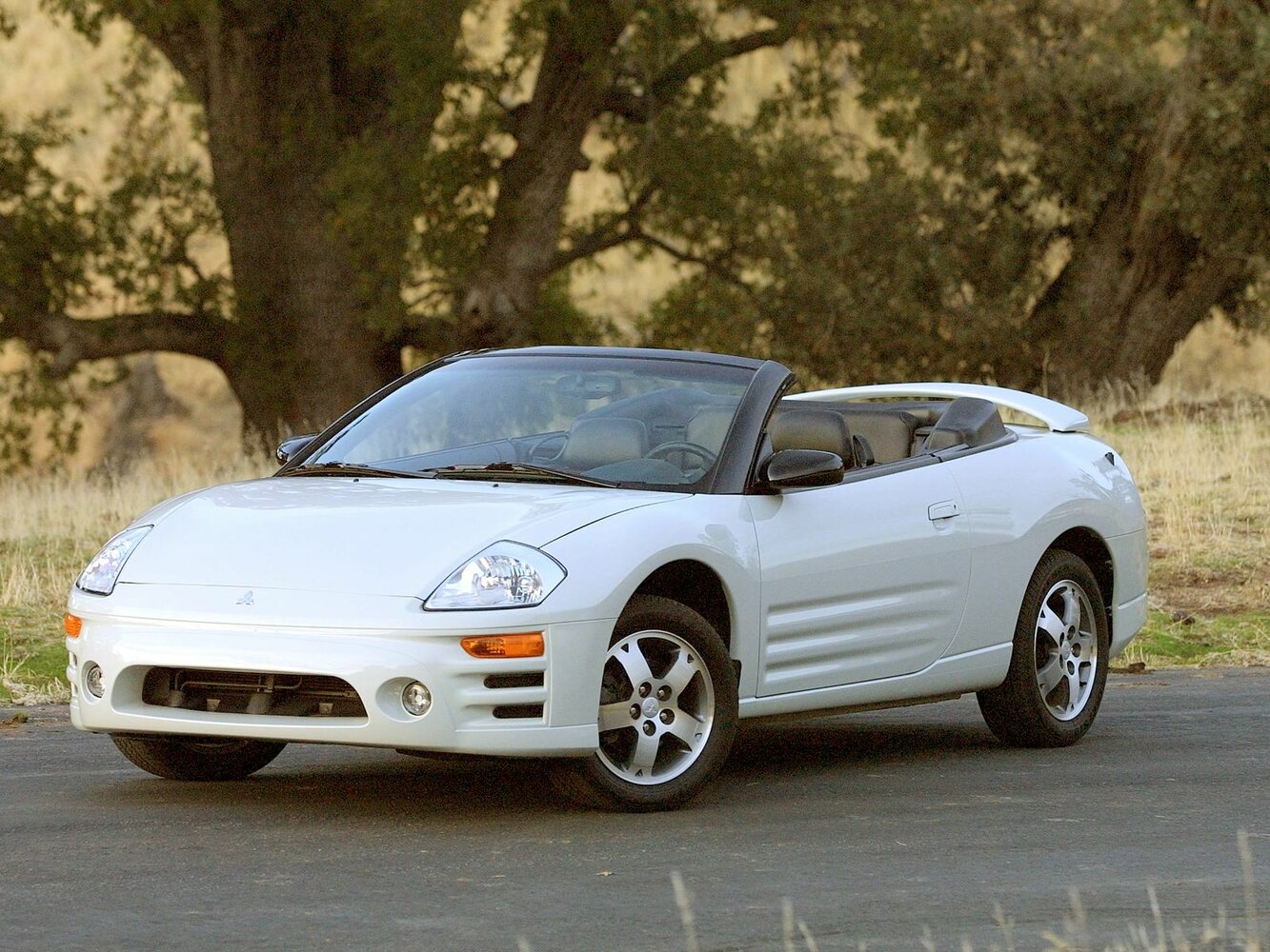 Mitsubishi Eclipse III, вид сбоку