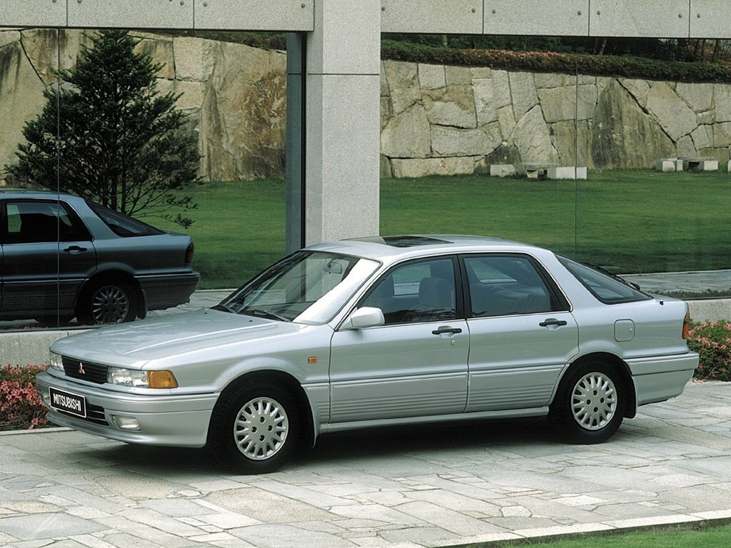 Mitsubishi Galant VI, Хэтчбек 5 дв.: фото поколения
