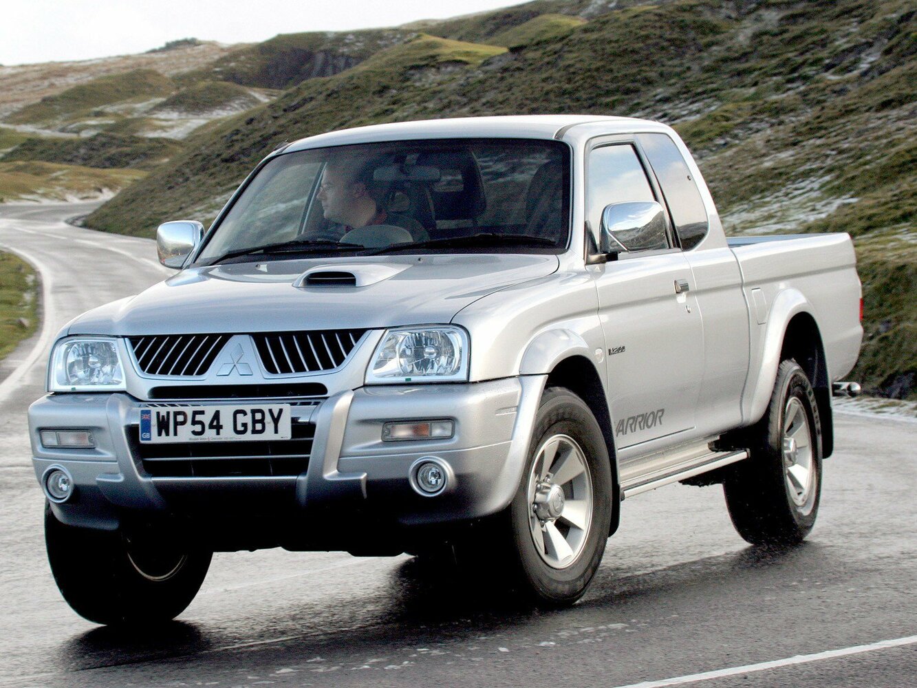 Mitsubishi L200 III Рестайлинг, вид сбоку