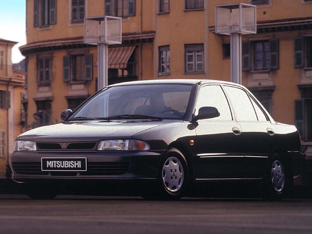 Mitsubishi Lancer VI