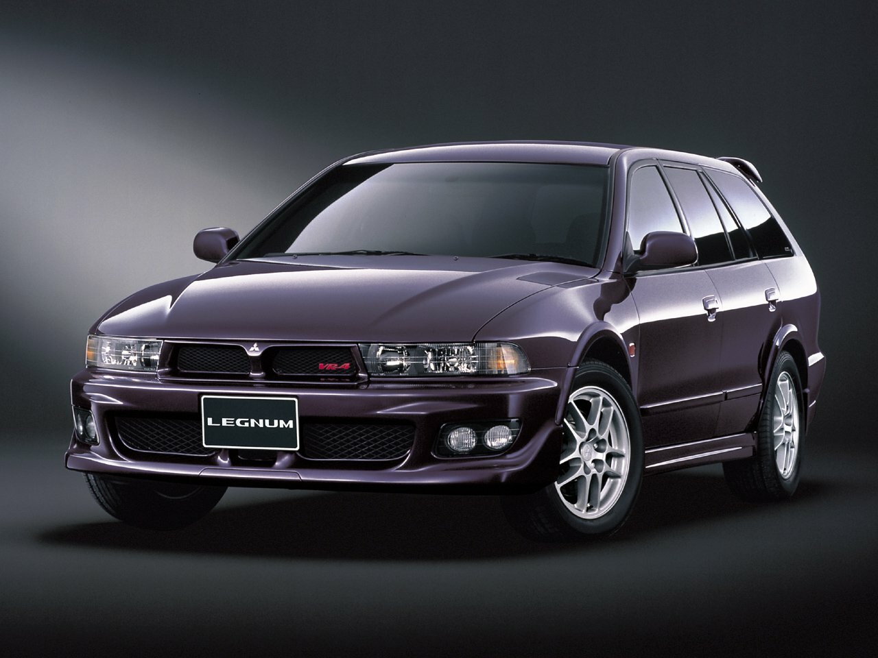 Mitsubishi Legnum