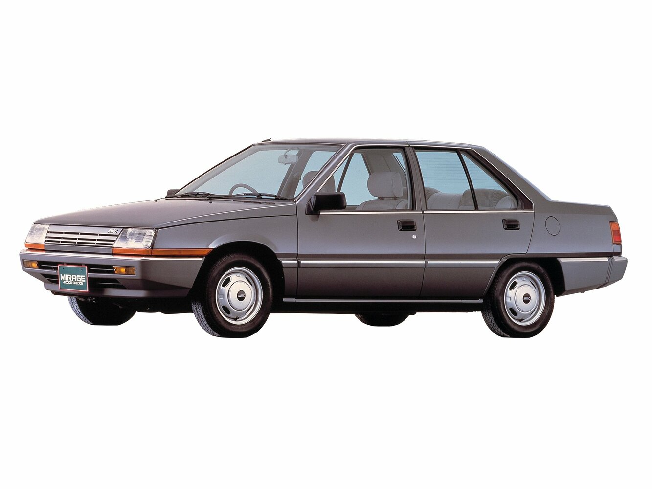 Mitsubishi Mirage II, вид сбоку