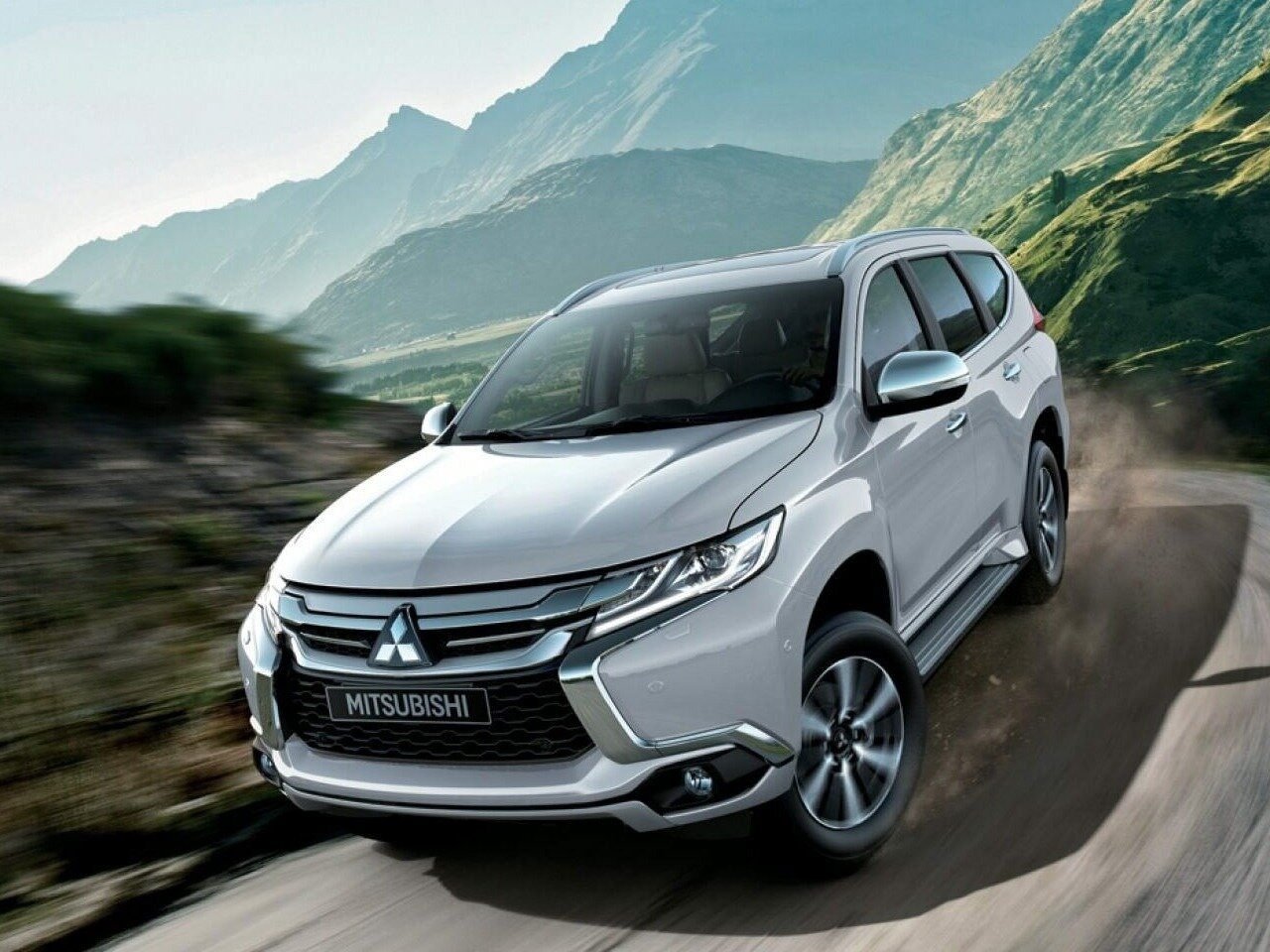 Mitsubishi Montero Sport III