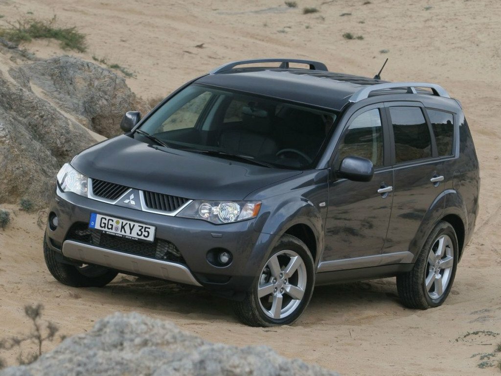 Mitsubishi Outlander II