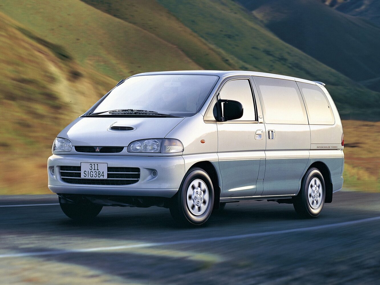 Mitsubishi Space Gear I