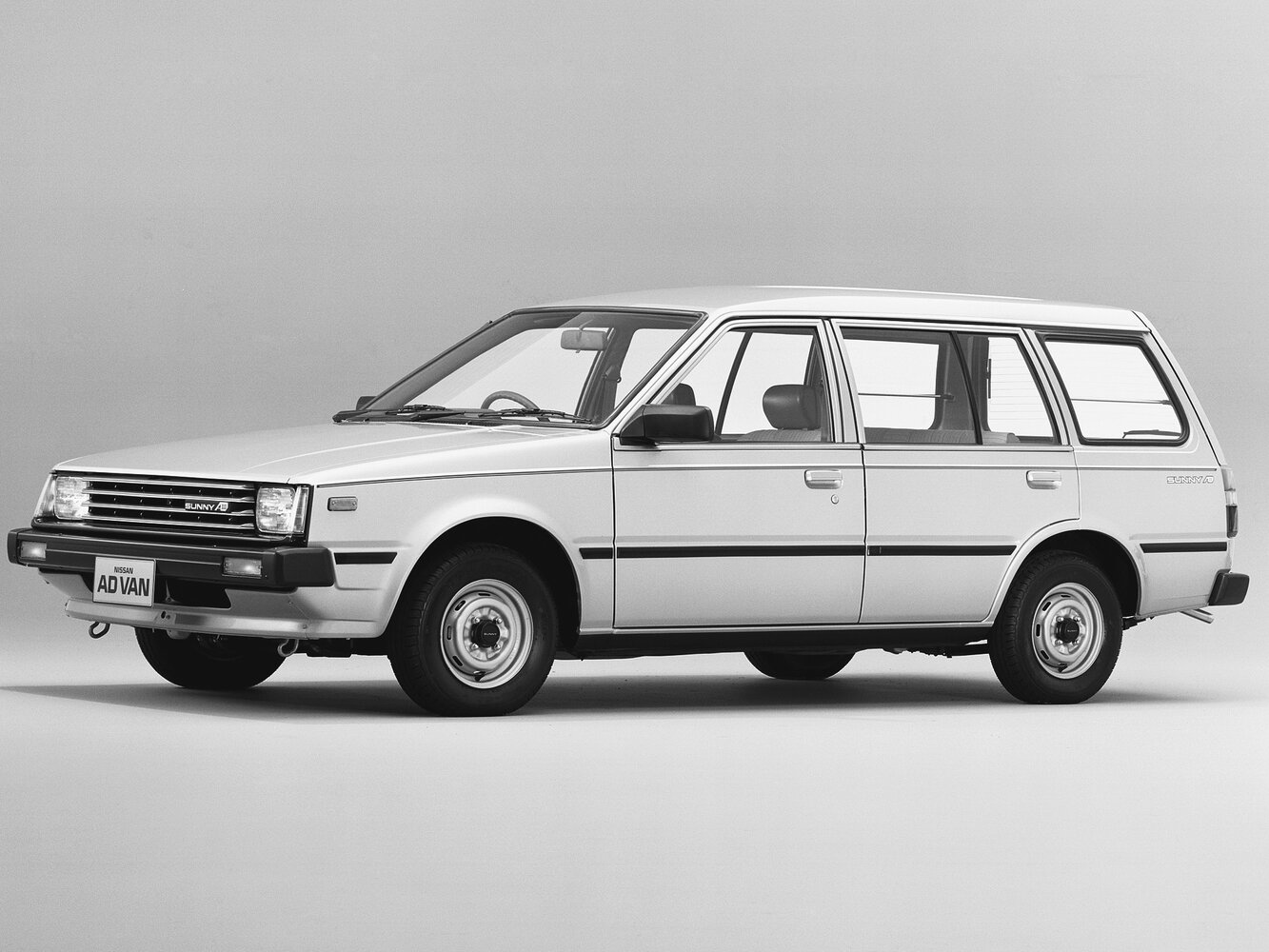 Nissan AD VB11