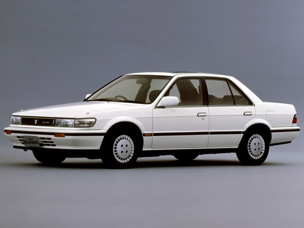 Nissan Bluebird IX (U12), Седан: фото поколения
