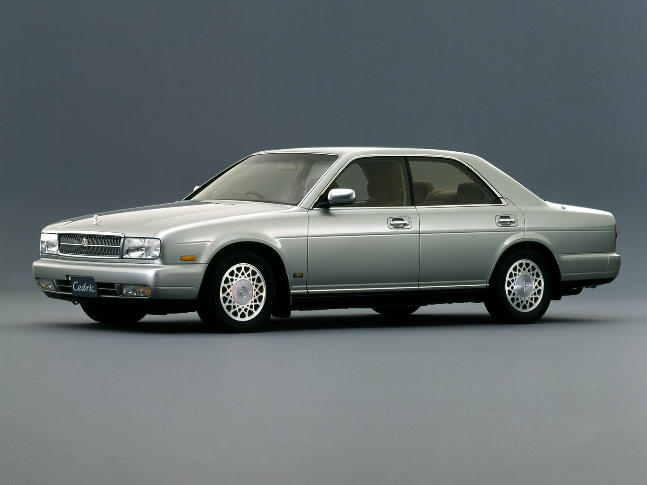Nissan Cedric VIII (Y32)