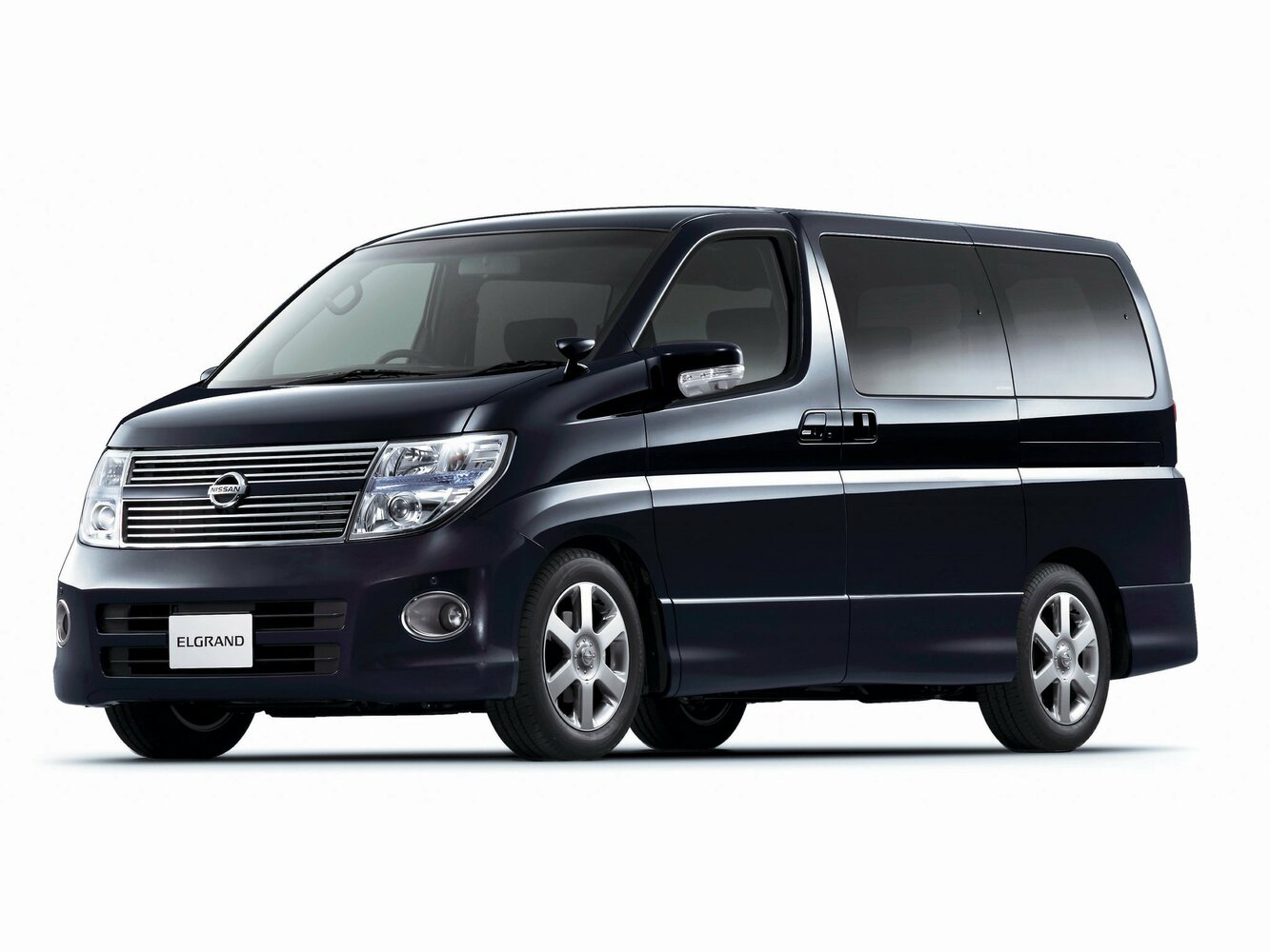 Nissan Elgrand II (E51)