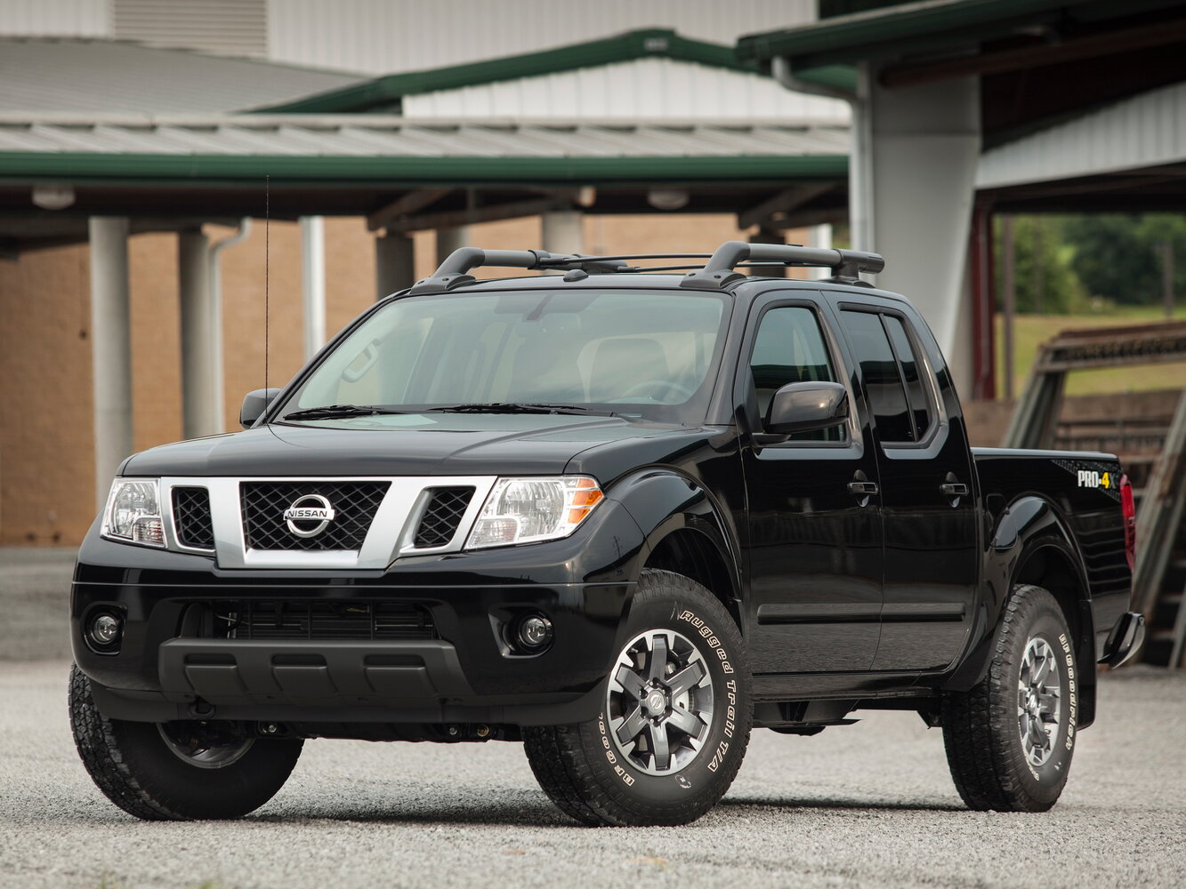 Nissan Frontier II Рестайлинг, вид сбоку