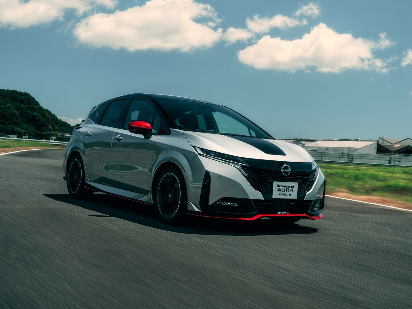Nissan Note III, вид сбоку