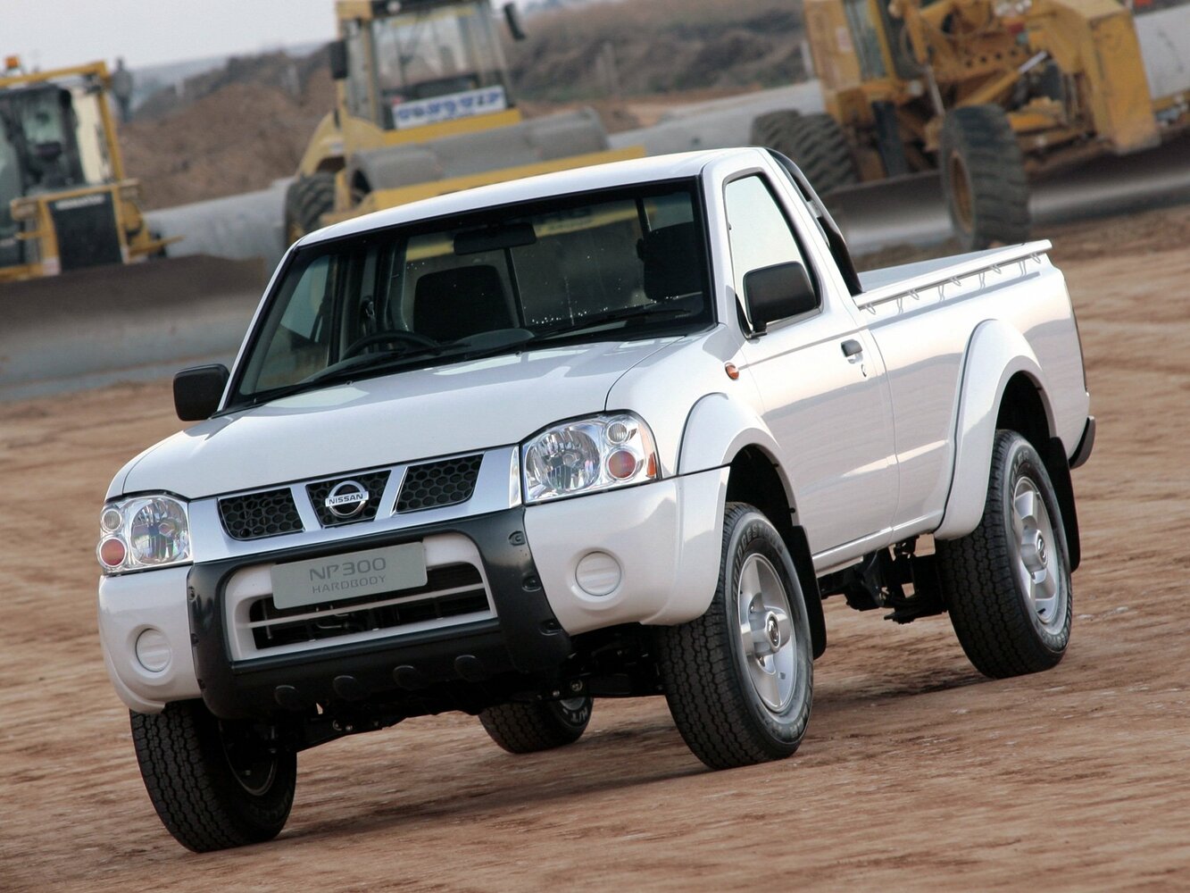 Nissan NP300, Пикап Одинарная кабина: фото поколения