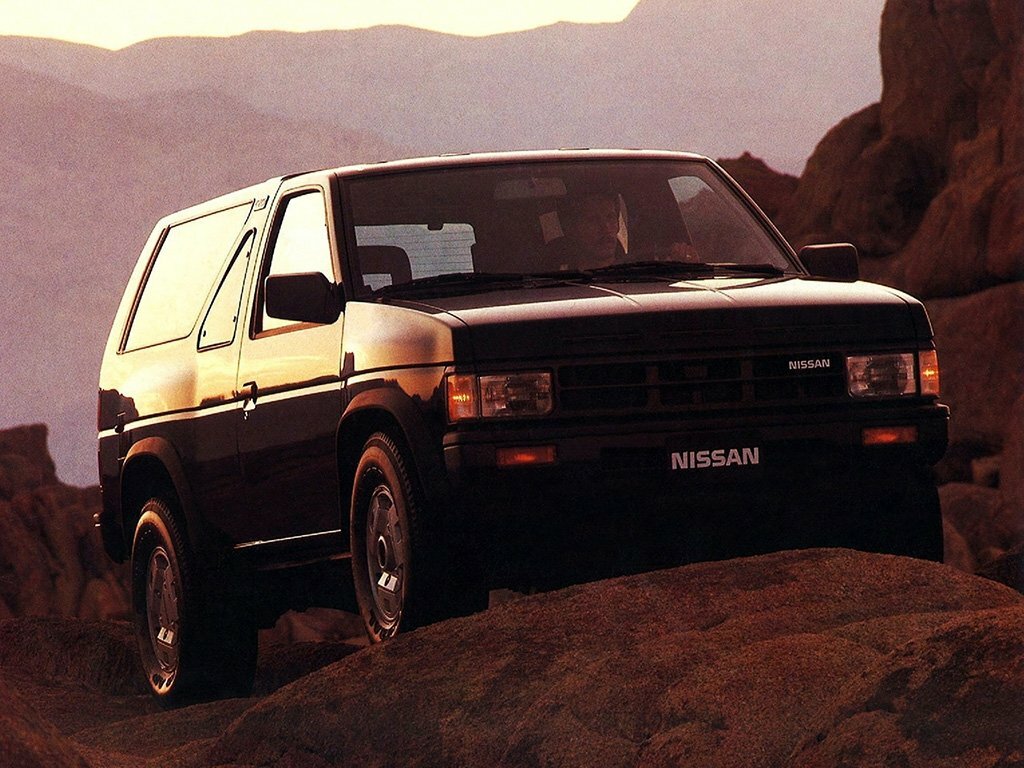 Nissan Pathfinder I