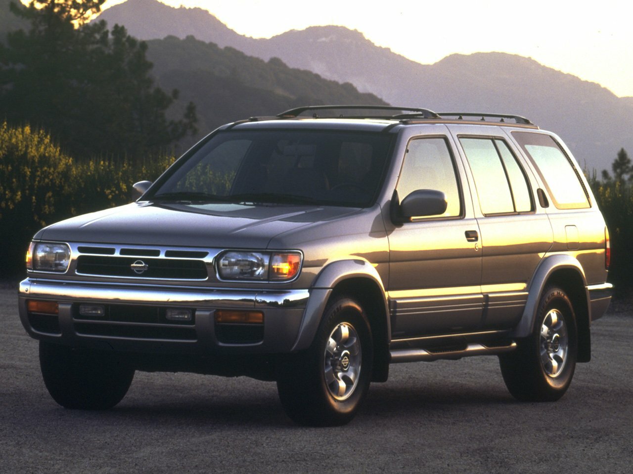 Nissan Pathfinder II