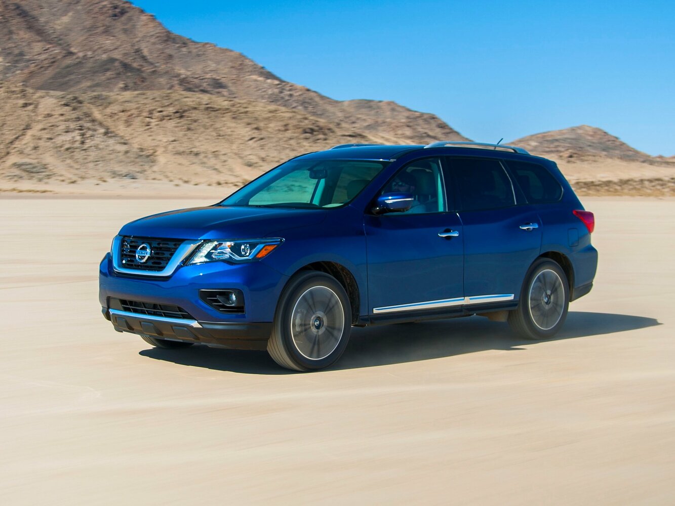Nissan Pathfinder IV Рестайлинг