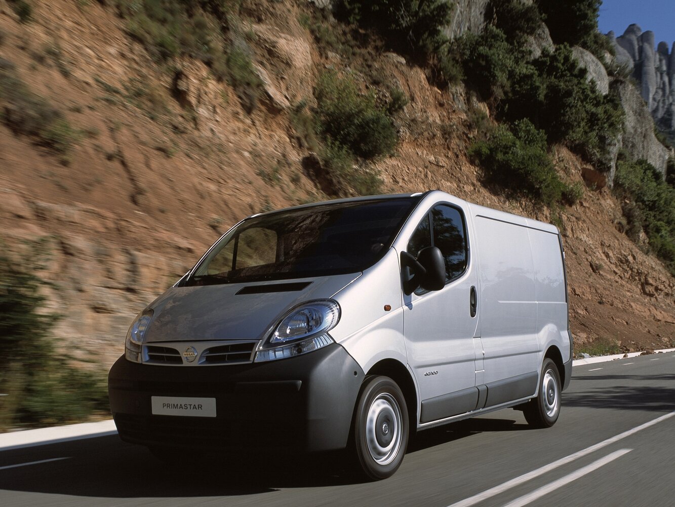 Nissan Primastar I, Фургон: фото поколения