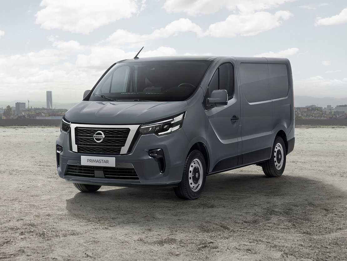 Nissan Primastar II, вид сбоку
