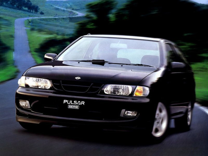 Nissan Pulsar V (N15)
