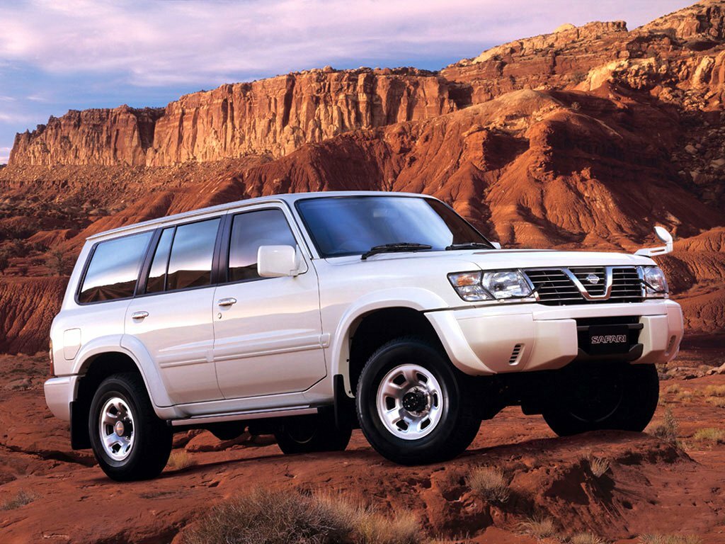Nissan Safari