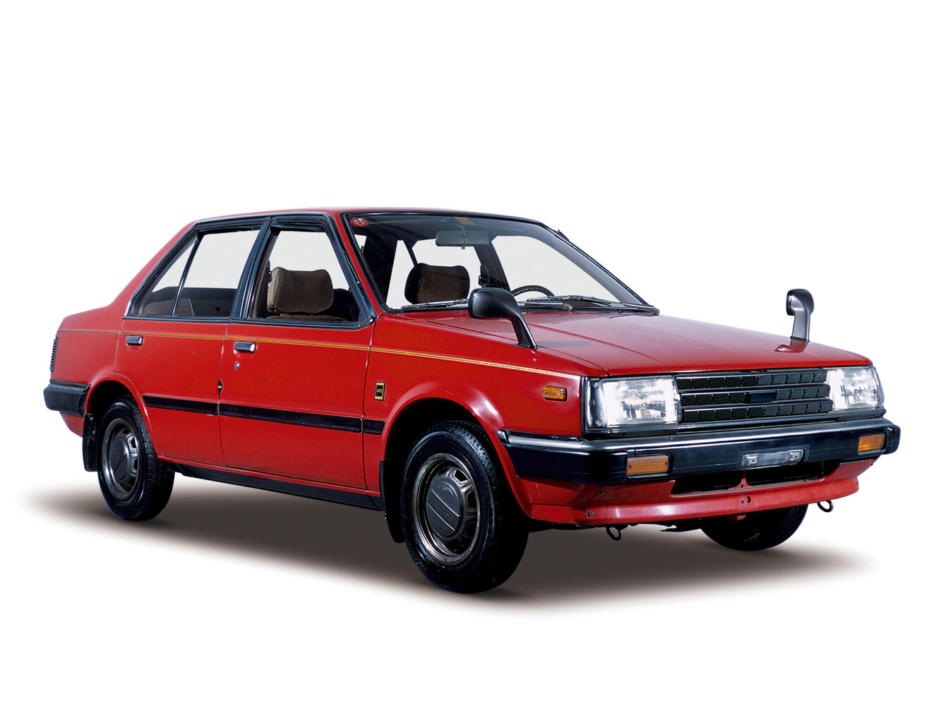 Nissan Sentra I (B11), вид сбоку